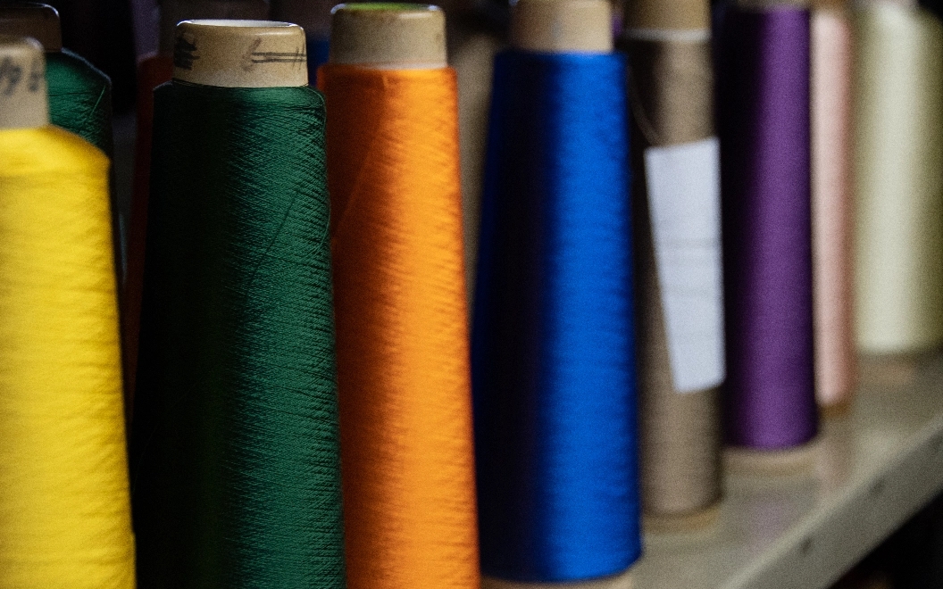 工芸士による手織り体験